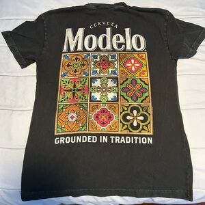 Abercrombie & Fitch Modelo T-shirt